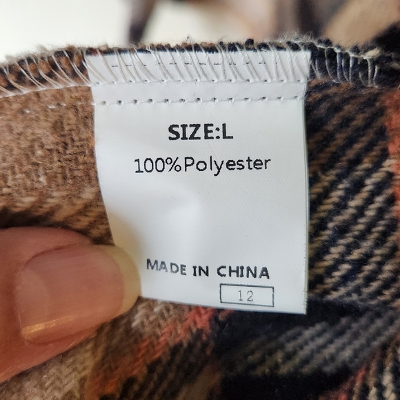 Women's Plaid Shacket - Picture 7 of 9